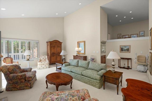 1360 Trinity Drive, Menlo Park CA: https://media.crmls.org/mediaz/0660cf6e-513c-4d70-a2f2-efccac4bd250.jpg