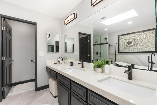 78987 Bayside Court, Bermuda Dunes CA: https://media.crmls.org/mediaz/0662a4d9-9274-4dfc-821a-49da5cdf9caf.jpg