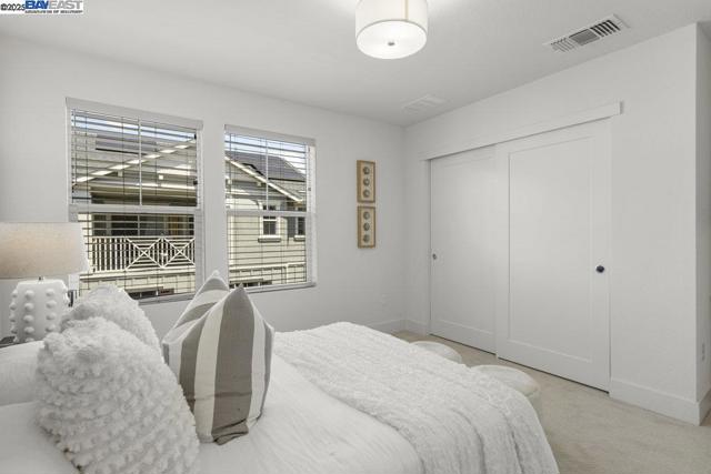 8918 Rudder Way, Newark CA: https://media.crmls.org/mediaz/06635df3-4e6e-4a6f-aafc-ab6c7aabeb5f.jpg
