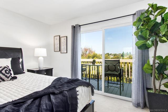 5637 Lake Murray Blvd, La Mesa CA: https://media.crmls.org/mediaz/06636896-25f8-44e5-955f-6da551c9b3e3.jpg