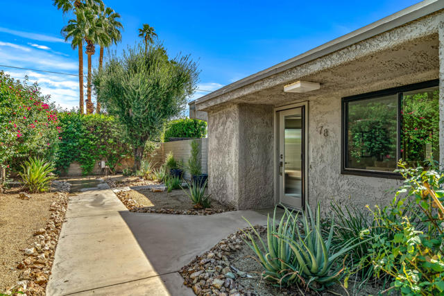 1111 E Ramon Road, Palm Springs CA: https://media.crmls.org/mediaz/0664f90b-33e5-49b7-8b36-7ea03b89c9ec.jpg