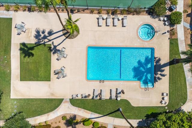355 N Avenida Caballeros, Palm Springs CA: https://media.crmls.org/mediaz/066595c8-f3e9-4529-84a5-ffb3e62c032f.jpg