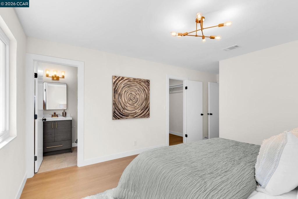 https://media.crmls.org/mediaz/06665e55-4f25-4a69-9241-26e61dc8b1aa.jpg?preset=X-Large