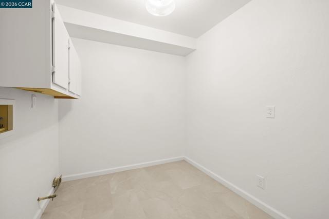 Image 27 of 31 For 2050 Blackwood Dr