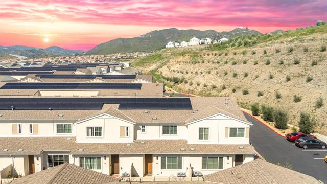 Detail Gallery Image 12 of 12 For 355 Citrine Trail, Fallbrook,  CA 92028 - 3 Beds | 2/1 Baths