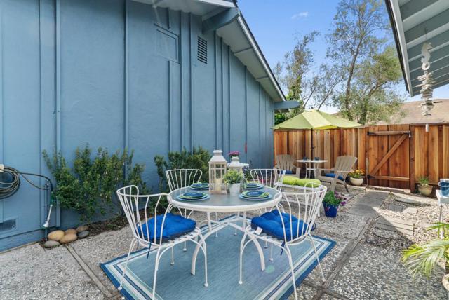 1863 Halterman Avenue, Santa Cruz CA: https://media.crmls.org/mediaz/0666b804-4142-4352-8e3f-ff8433361bf3.jpg
