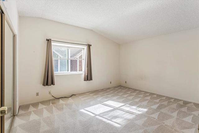 Image 14 of 40 For 1741 Abington Ct