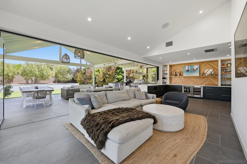 420 Bell Ranch Road - photo 5