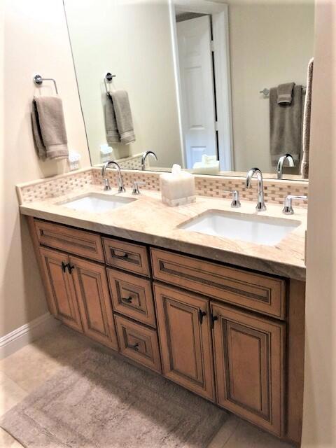 72346 Sommerset Drive, Palm Desert CA: https://media.crmls.org/mediaz/06686fee-bba3-48ec-9948-fc693ac1535b.jpg