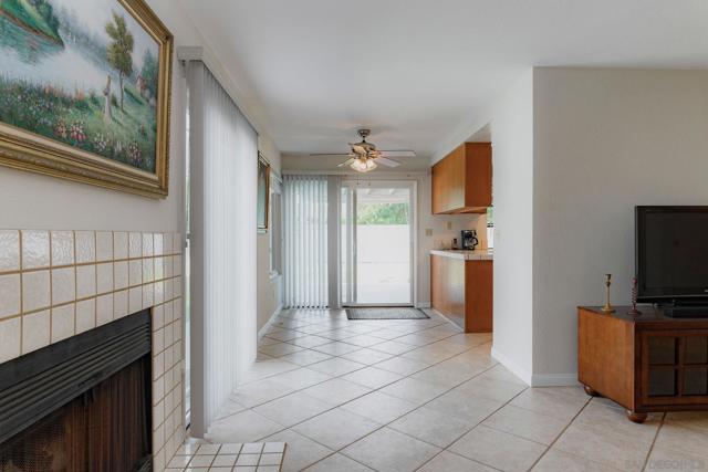 11686 Cacao Court, San Diego CA: https://media.crmls.org/mediaz/0668b619-63df-4f01-8f74-79aadb6d8cf2.jpg