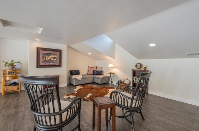 9247 Holly Hill Drive, Salinas CA: https://media.crmls.org/mediaz/0668e98f-2e33-46eb-932b-6094264d1bf6.jpg