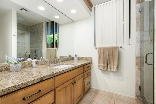 6 Stanford Drive, Rancho Mirage CA: https://media.crmls.org/mediaz/0668f77e-531e-49d0-b3f0-8aec9cd5203b.jpg