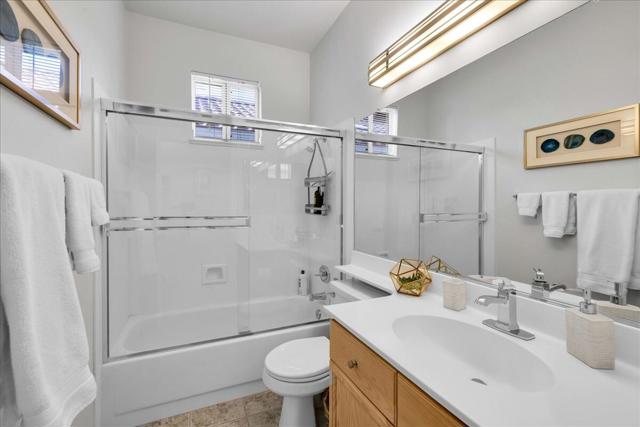 42197 Turqueries Avenue, Palm Desert CA: https://media.crmls.org/mediaz/0669c2b1-36ab-43a0-a868-89e9fd0ffb83.jpg