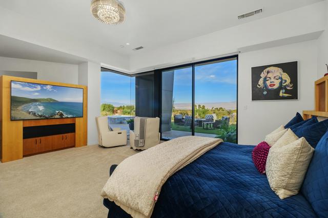 Image 33 of 57 For 49755 Desert Vista Drive