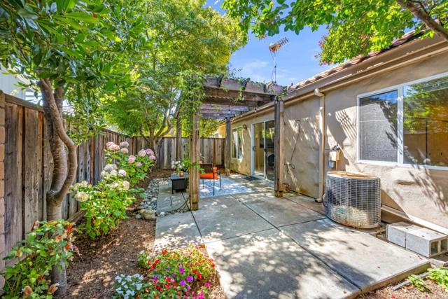 14668 Excaliber Court, Morgan Hill CA: https://media.crmls.org/mediaz/066a4d6f-e47b-4023-a22a-757c7d873f94.jpg