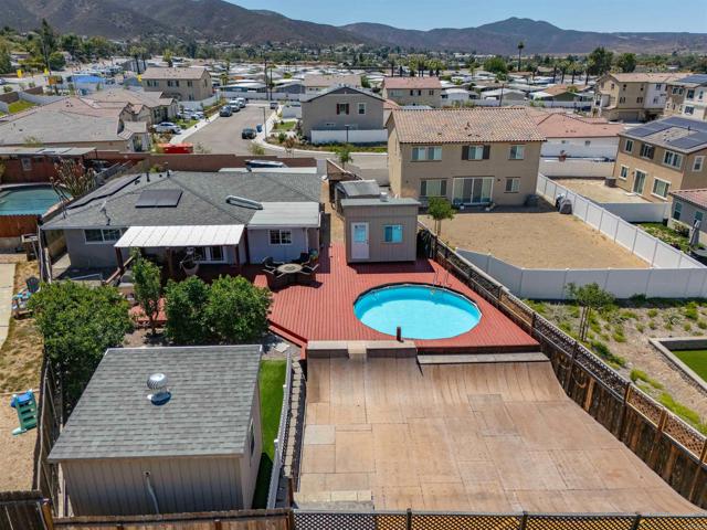 8626 Prospect Avenue, Santee CA: https://media.crmls.org/mediaz/066c6673-9994-492f-bb0d-e4762be39597.jpg