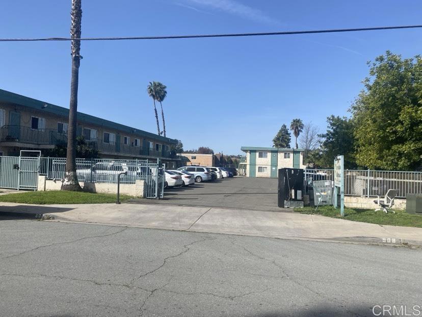 908 S Sunshine Avenue #16