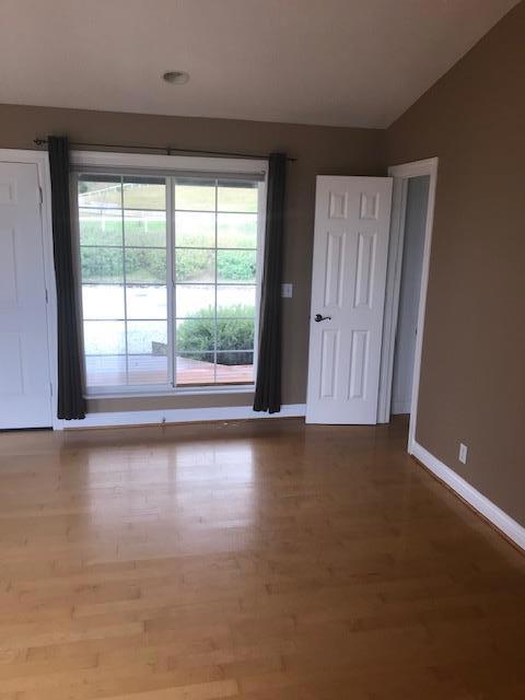 350 San Benancio Road, Salinas CA: https://media.crmls.org/mediaz/066da71f-2b67-431f-a7ec-4e5d822dffec.jpg