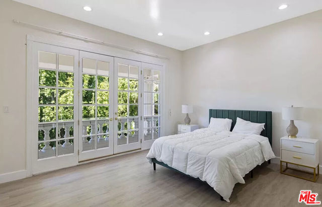 4434 Grimes Place, Encino CA: https://media.crmls.org/mediaz/066dafed-073c-4f09-bd0e-9b8e66b34978.jpg