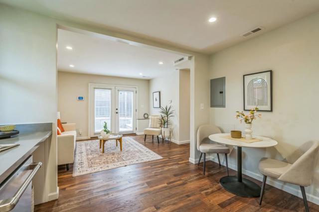 696 29th Street, Oakland CA: https://media.crmls.org/mediaz/066e1fe7-b510-4bda-a1d0-633de504907e.jpg