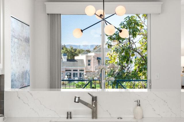 600 Baltic Circle, Redwood City CA: https://media.crmls.org/mediaz/067082b6-e07e-42a3-814c-a8e82374426f.jpg
