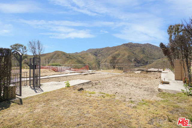 Drew Fenton | 18329 Clifftop Way Malibu CA | MLS: 7313440