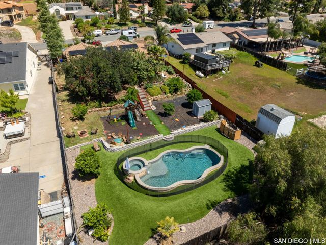 23849 Gymkhana RD, Ramona CA: https://media.crmls.org/mediaz/06717dc7-5728-4cc8-a0b9-e9610faea781.jpg