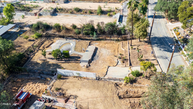 1962 E Loma Alta Drive, Altadena CA: https://media.crmls.org/mediaz/0672d890-2153-4180-ac58-9724fcac4e08.jpg