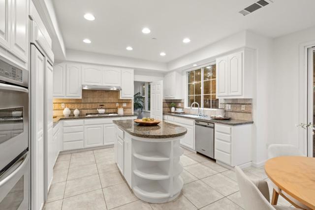 34798 Williams Way, Union City CA: https://media.crmls.org/mediaz/0674494a-16ad-4020-bfdb-3abd6c2ab35f.jpg