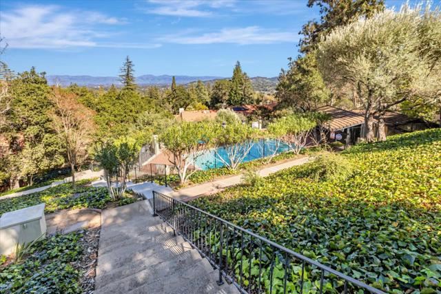 18400 Overlook Road, Los Gatos CA: https://media.crmls.org/mediaz/0675cbf2-6263-43f1-b5f5-311508b58755.jpg
