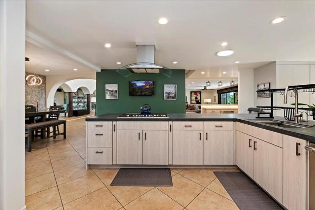 Image 23 of 72 For 73191 Shadow Mountain Drive