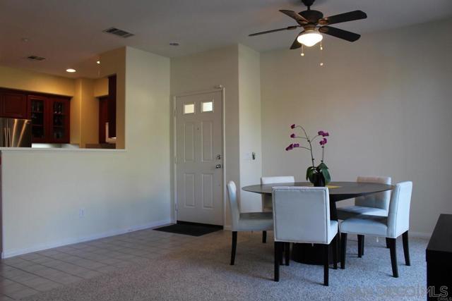 6464 Terraza Portico, Carlsbad CA: https://media.crmls.org/mediaz/0675f171-3196-495c-b331-4680791eaa7a.jpg