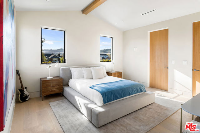 600 Via De La Paz, Pacific Palisades, California 90272, 6 Bedrooms Bedrooms, ,7 BathroomsBathrooms,Single Family Residence,For Sale,Via De La Paz,24384751