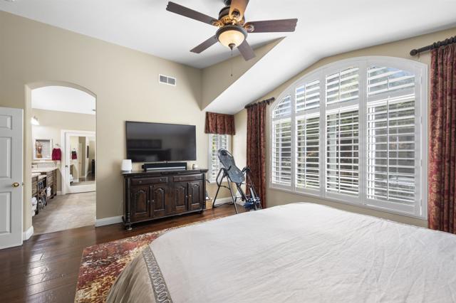 Detail Gallery Image 32 of 54 For 2408 Green River Dr, Chula Vista,  CA 91915 - 4 Beds | 3 Baths