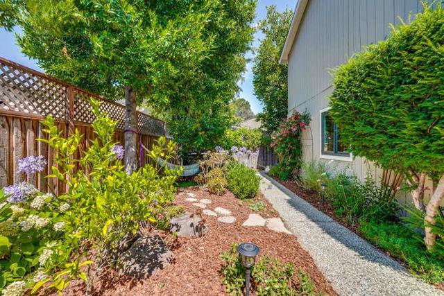 269 Bush Street, Mountain View CA: https://media.crmls.org/mediaz/06777ae0-24b2-4d3f-b246-f471a649a66a.jpg