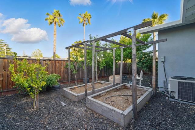 6374 Camden Avenue, San Jose CA: https://media.crmls.org/mediaz/0677a70f-6ffa-494a-9bb3-6563a8855c6a.jpg