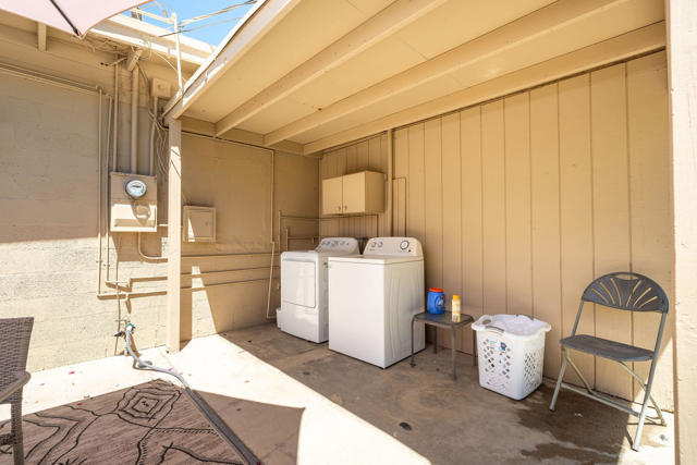 51864 Avenida Mendoza, La Quinta CA: https://media.crmls.org/mediaz/06792f8a-ea12-4c76-a898-4493d9bc1ca3.jpg