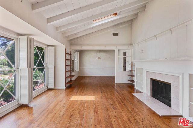12734 SARAH Street photo 5