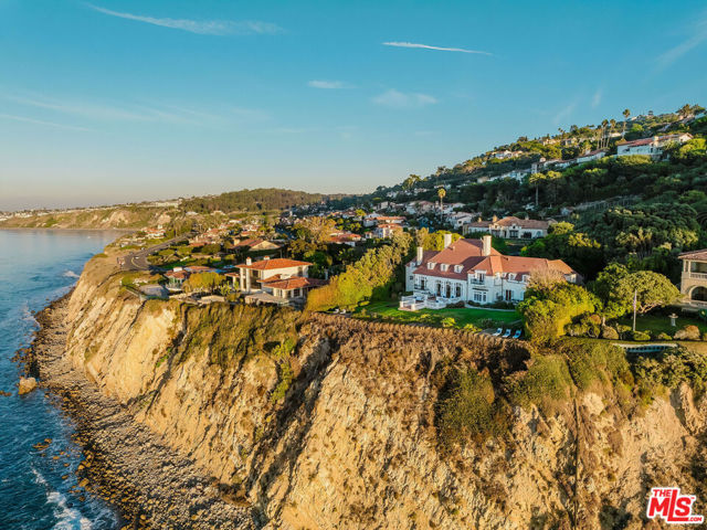 605 Paseo Del Mar, Palos Verdes Estates, California 90274, 6 Bedrooms Bedrooms, ,6 BathroomsBathrooms,Residential,For Sale,Paseo Del Mar,24472531