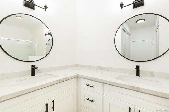 10820 Sabre Hill Dr, San Diego CA: https://media.crmls.org/mediaz/067b060d-3ebe-421e-be28-9232fccd0ea8.jpg