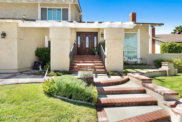 2266 Lansdale Court, Simi Valley CA: https://media.crmls.org/mediaz/067b3b20-32a7-4d09-b2c4-f74ebc8130d1.jpg