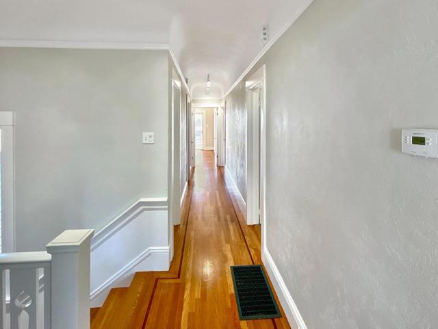 169 Brompton Avenue, San Francisco CA: https://media.crmls.org/mediaz/067d4320-1c26-456e-a4f3-944534bf3bd3.jpg