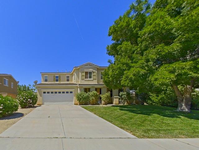 2300 Thorncroft Circle, Palmdale CA: https://media.crmls.org/mediaz/067d5adc-c70b-4c94-badb-10484063c473.jpg
