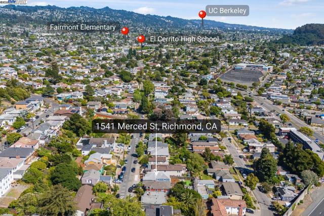 1541 Merced Street, Richmond CA: https://media.crmls.org/mediaz/067d6291-8ee3-4ab4-a19b-522a4926d316.jpg