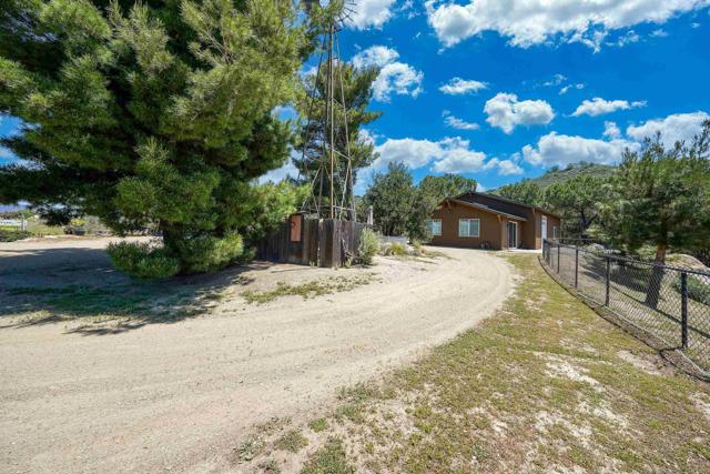 Detail Gallery Image 12 of 73 For 21057 Sutherland Dam Rd, Ramona,  CA 92065 - 2 Beds | 2 Baths