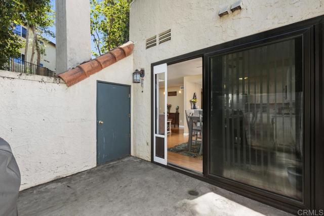 Detail Gallery Image 27 of 46 For 325 N Melrose Dr #a,  Vista,  CA 92083 - 2 Beds | 2 Baths