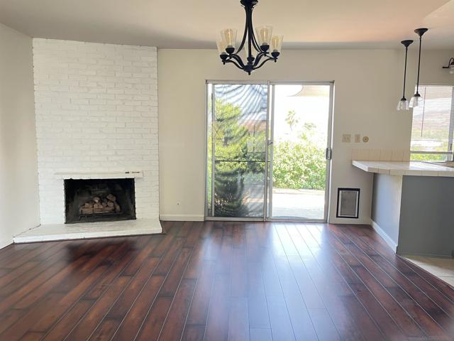 13343 Tarascan, Poway CA: https://media.crmls.org/mediaz/06805251-a51a-4dbe-83aa-ca2a152be88b.jpg