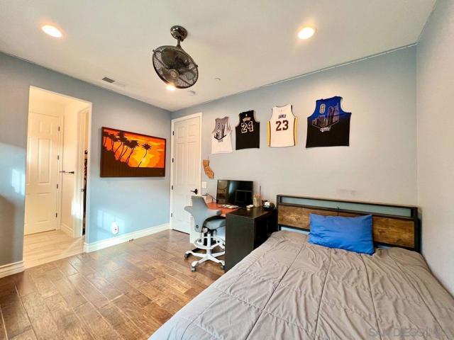 517 N Cedros, Solana Beach CA: https://media.crmls.org/mediaz/0680ead8-c954-4059-89de-db8840bd9ed5.jpg