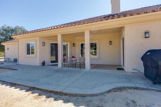 Detail Gallery Image 35 of 60 For 10204 Mount Olympus Valley Rd Rd, Fallbrook,  CA 92028 - 3 Beds | 2/1 Baths