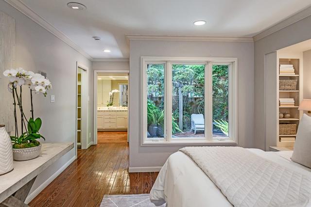 3 Wyndham Drive, Portola Valley CA: https://media.crmls.org/mediaz/068208d4-e0b3-4d42-a965-04249158e799.jpg